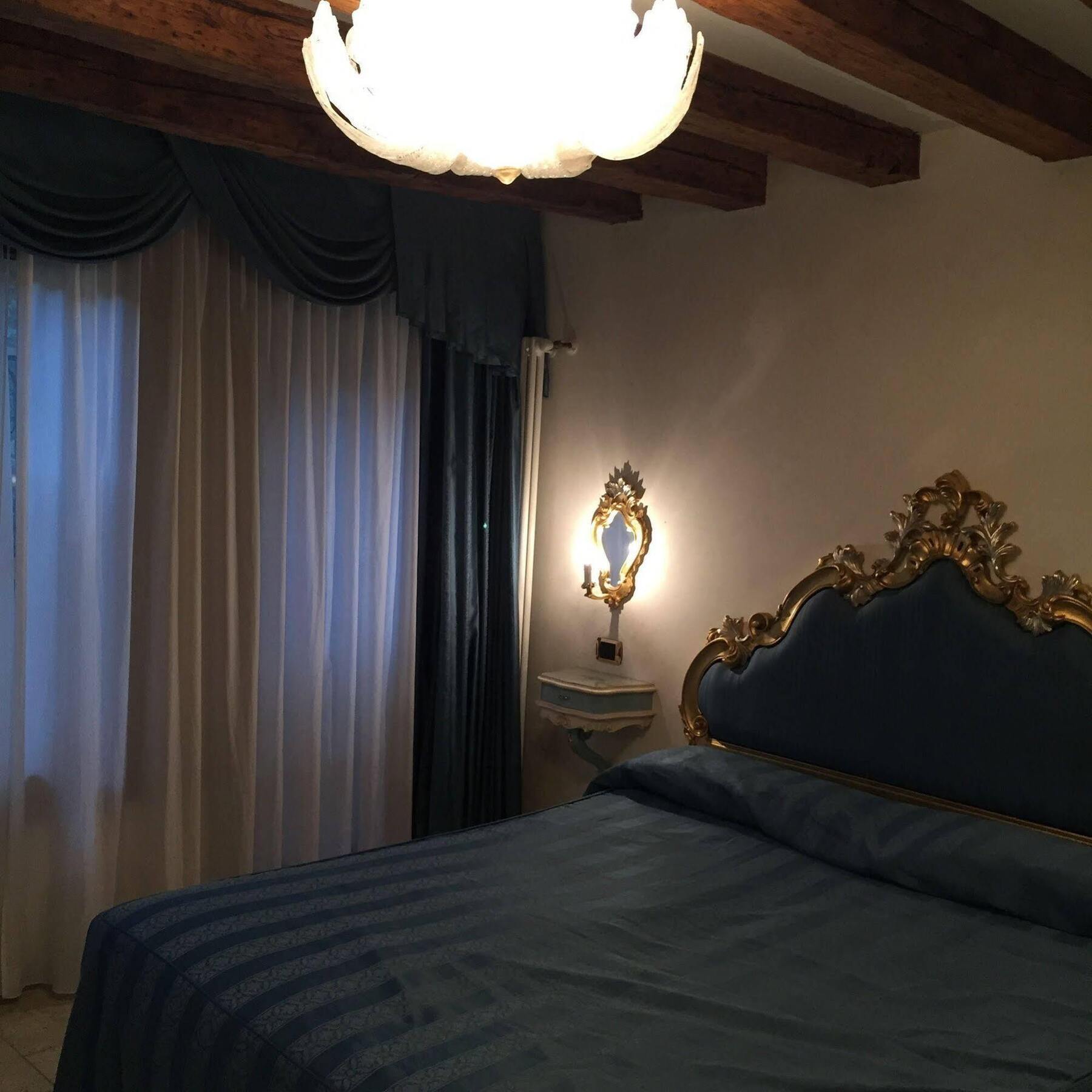 Hotel Vecellio Wenecja Zewnętrze zdjęcie